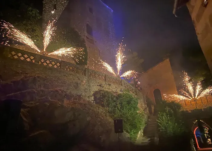 Torre Del Barbagianni - Castello Di 그로파렐로