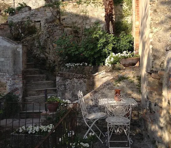 호텔 Torre Del Barbagianni - Castello Di