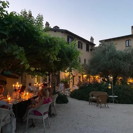 Torre Del Barbagianni - Castello Di Ξενοδοχείο