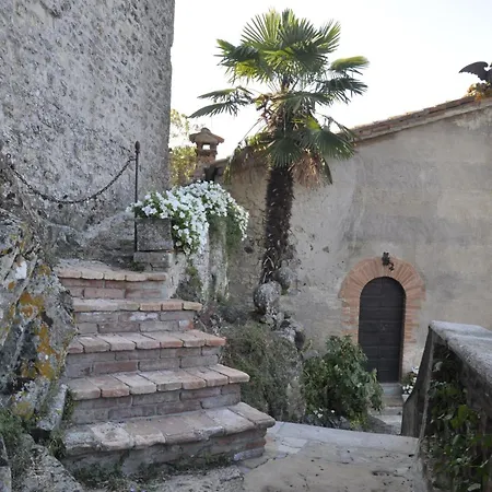 Ξενοδοχείο Torre Del Barbagianni - Castello Di 3*