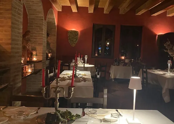 Torre Del Barbagianni - Castello Di فندق Gropparello