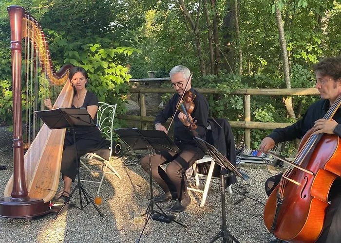 Torre Del Barbagianni - Castello Di فندق